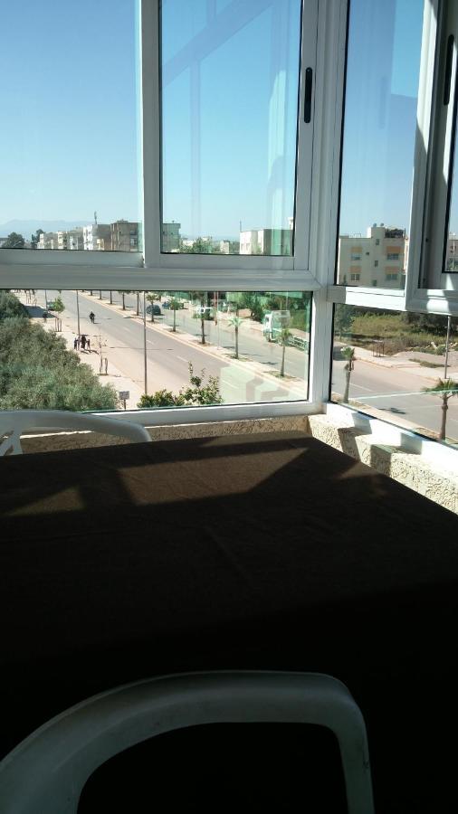 riad les chrifis étape aéroport NAVETTE GRATUITE Fez Esterno foto
